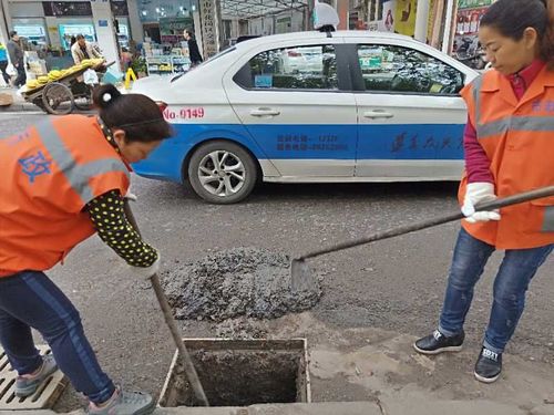龙华山办事处沉沙井清掏-污水井清理