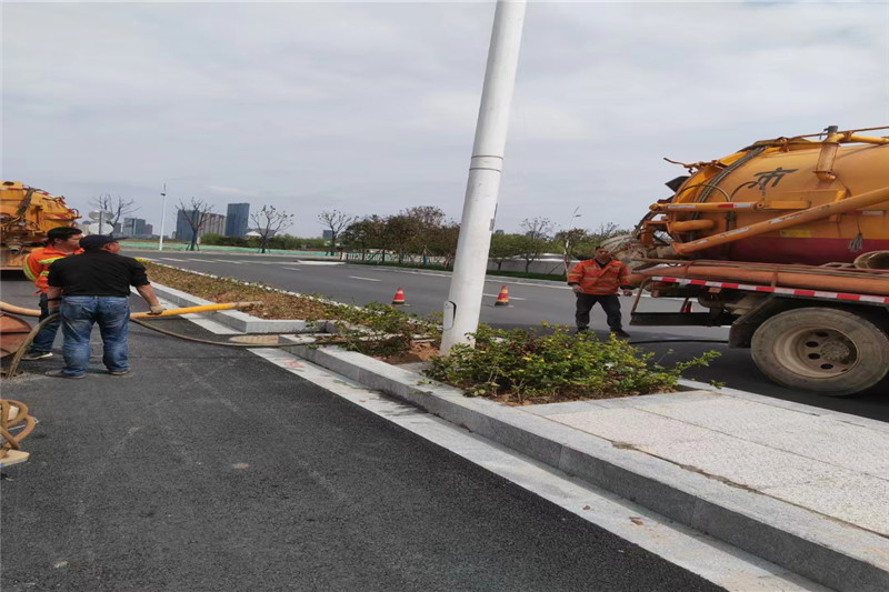 龙华山办事处雨水管道清淤-污水管道清洗
