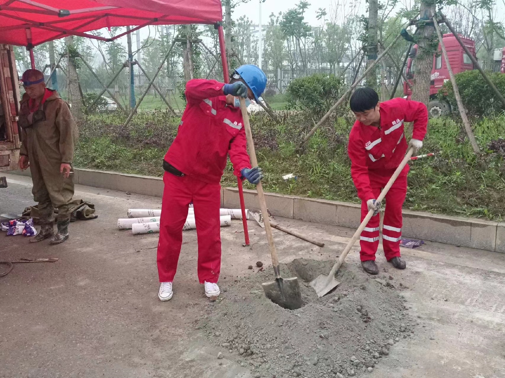 龙华山办事处管道疏通哪家好】及时进行市政管道清淤